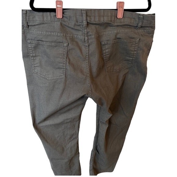 Kenneth Cole New York Gray Jeans size 38x30 pants - Picture 5 of 6